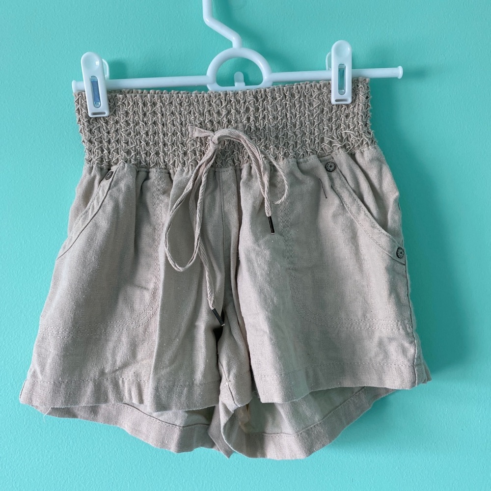 Flowy tan shorts